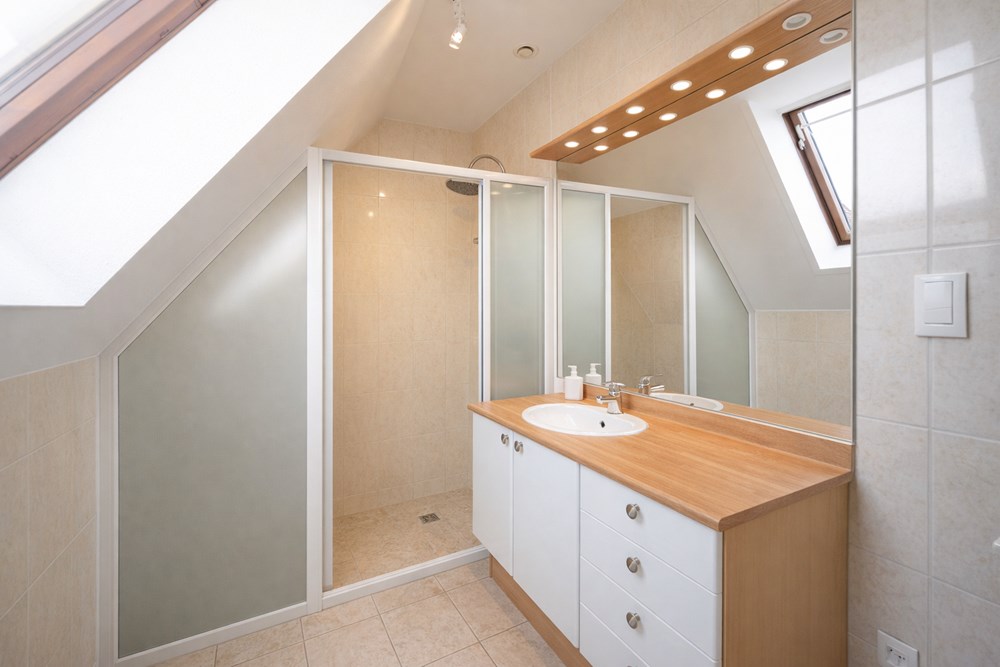 MAISON - T4 - 3 CHAMBRES - PIECE DE VIE DE 30 M² POSSIBLE 40M² - VERANDA - EXPOSITION SUD - SOUS COL COMPLET - CALME. photo 5