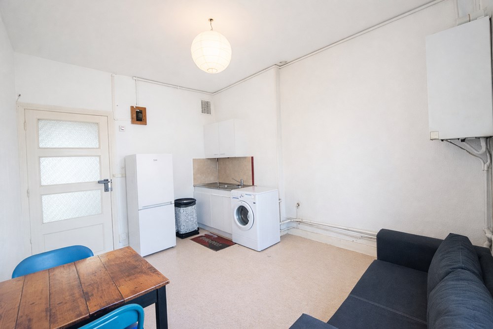 APPARTEMENT - 1 CHAMBRE - 28 M² - VUE MER - DERNIER ETAGE - BELLE EXPOSITION - PROCHE COMMODITES photo 2