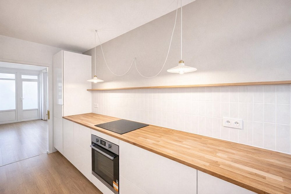 APPARTEMENT DE 100M² - 3 CHAMBRES - GRANDE PIECE DE VIE - DERNIER ETAGE - EXCELLENT DPE - AUCUN TRAVAUX - COUP DE COEUR photo 4