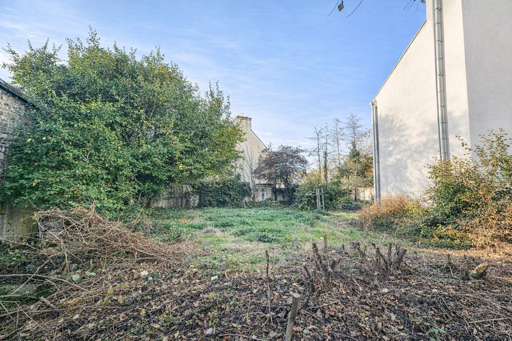 TERRAIN DE 350 M² LIBRE DE CONTRUCTEUR - PROCHE CENTRE VILLE - EXPOSITION IDEALE - VUE MER POSSIBLE ETAGE photo 4