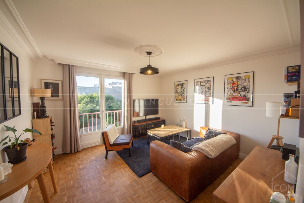 APPARTEMENT 65M² - SANS TRAVAUX - DERNIER ETAGE - 2 CHAMBRES - CAVE - GARAGE - PROCHE COMMERCES