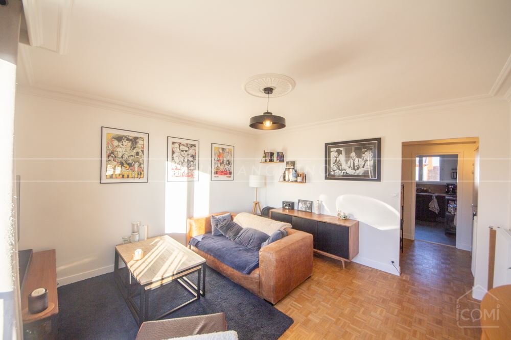 APPARTEMENT 65M² - SANS TRAVAUX - DERNIER ETAGE - 2 CHAMBRES - CAVE - GARAGE - PROCHE COMMERCES photo 2