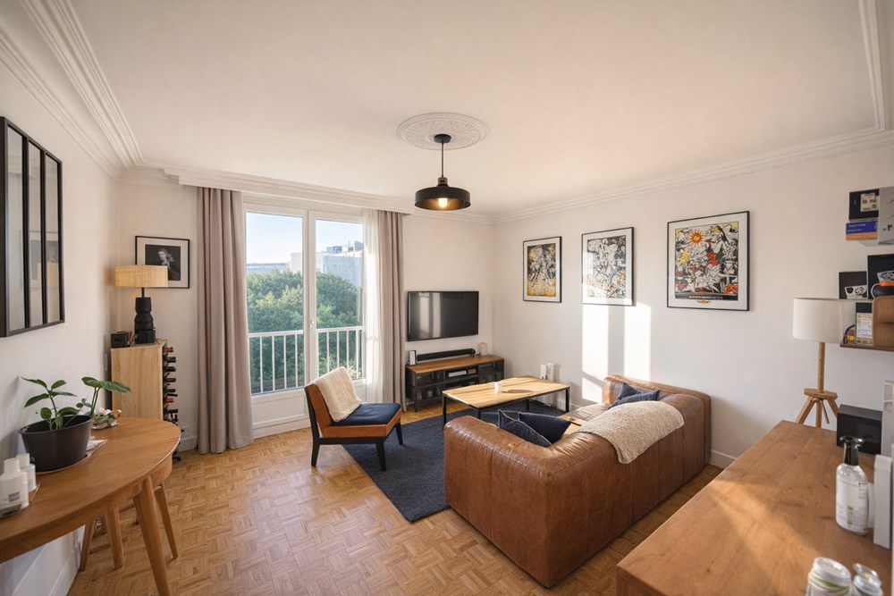 APPARTEMENT 65M² - SANS TRAVAUX - DERNIER ETAGE - 2 CHAMBRES - CAVE - GARAGE - PROCHE COMMERCES
