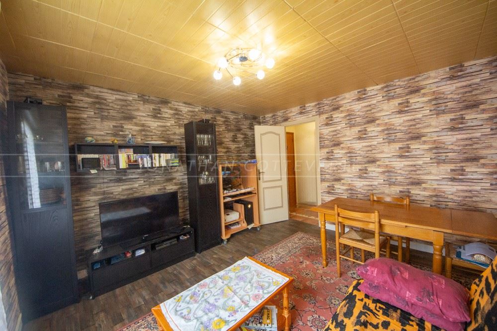 APPARTEMENT - 2 CHAMBRES - DPE D - IDEALEMENT SITUE - 2EM ETAGE - GARAGE POSSIBLE photo 2