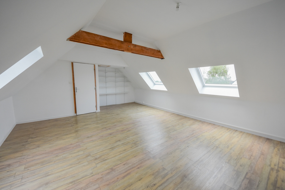 MAISON T7 191M² - 5 CHAMBRES - GARAGE DOUBLE AVEC COMBLES SUR TERRAIN DE 1000M² photo 5