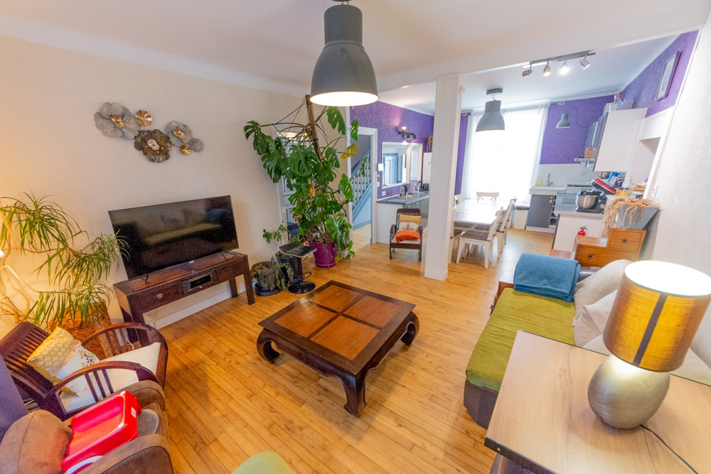 MAISON DE VILLE T7 125M² DE 1950 - 4 VOIR 5 CHAMBRES - SOUS-SOL COMPLET - TERRAIN CLOS DE 400M²