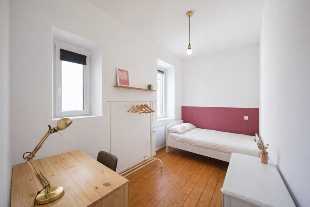 APPARTEMENT DE 44 M2 - 2 CHAMBRES - SANS TRAVAUX - DPE C - CENTRE VILLE - FENETRES PVC - VOLETS ELECTRIQUE - FAIBLES CHARGES photo 3