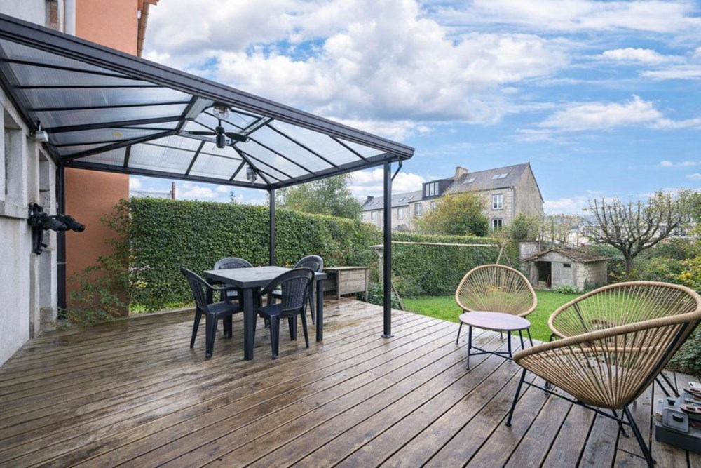 MAISON - ANNEE 50 - T5 - 4 CHAMBRES - AUCUNS TRAVAUX - CALME - DPE D - GARAGE - SOUS SOL COMPLET.