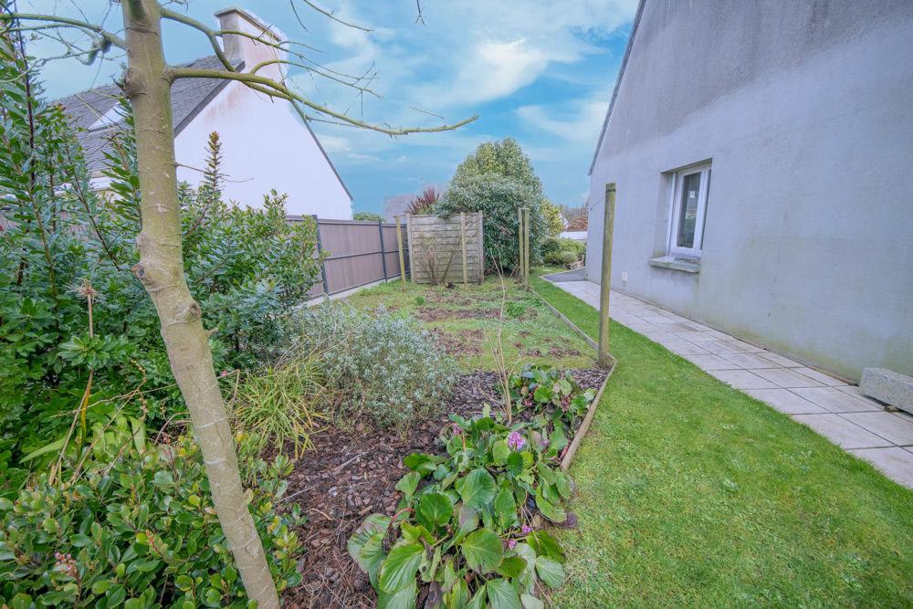 MAISON 110 M2 - LOTISSEMENT PROCHE DE TOUTES LES COMMODITES - RARE- COUP DE COEUR photo 2