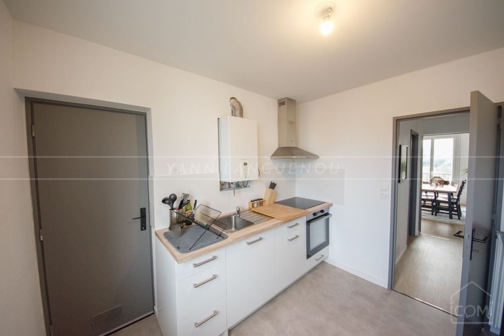 APPARTEMENT 71M² - 2 CHAMBRES - AUCUNS TRAVAUX - DERNIER ETAGE - RARE - PIECE DE VIE LUMINEUSE photo 3