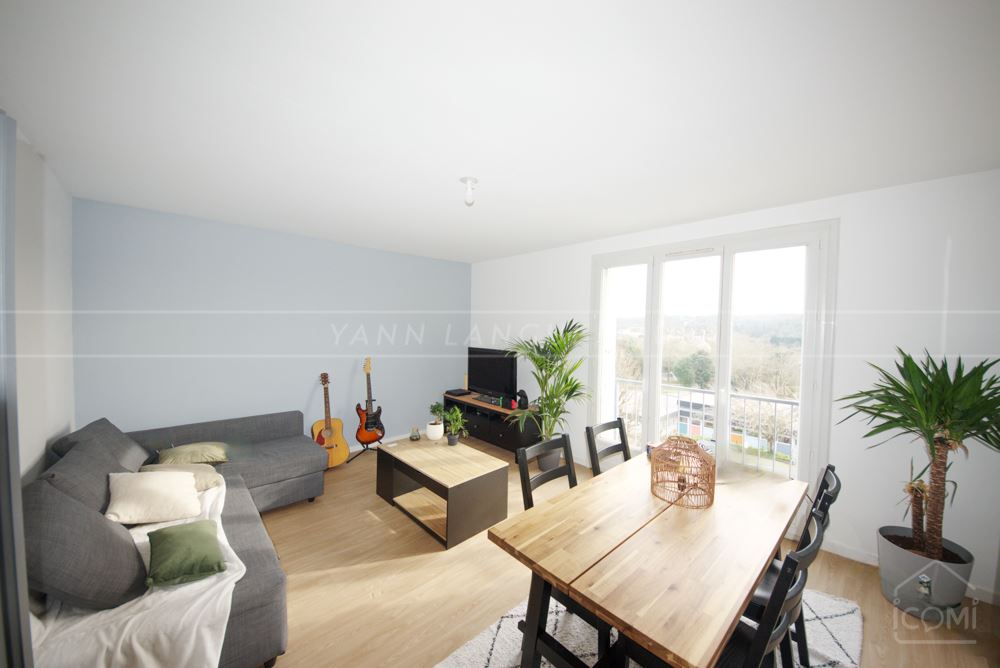 APPARTEMENT 71M² - 2 CHAMBRES - AUCUNS TRAVAUX - DERNIER ETAGE - RARE - PIECE DE VIE LUMINEUSE photo 2