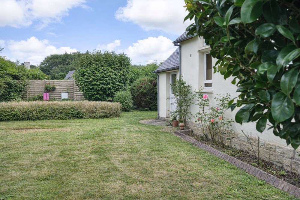 MAISON T6 DE 130 M² SUR 450 M² DE TERRAIN - ESPACE VIE 50M² - GARAGE - EXCELLENTE QUALITE DE CONSTRUCTION - DPE E ET D - A SAISIR photo 5