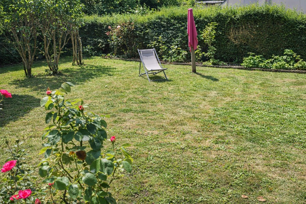 MAISON T6 DE 130 M² SUR 450 M² DE TERRAIN - ESPACE VIE 50M² - GARAGE - EXCELLENTE QUALITE DE CONSTRUCTION - DPE E ET D - A SAISIR photo 4
