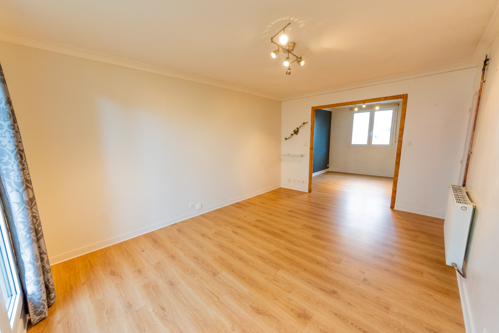 APPARTEMENT T3 70M² - 2 CHAMBRES - CAVE - DALLE BETON - LUMINEUX - AUCUNS TRAVAUX - GARAGE EN OPTION