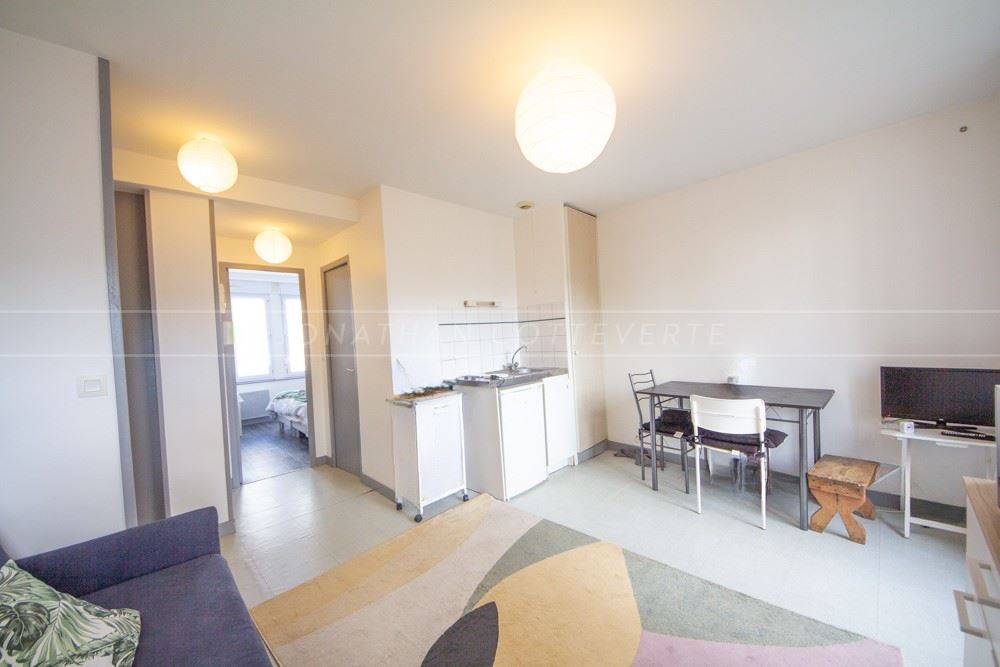 APPARTEMENT - T2 - 1 CHAMBRE - BELLE PIECE DE VIE - SECTEUR RECHERCHE - FAIBLE CHARGE DE COPROPRIETE