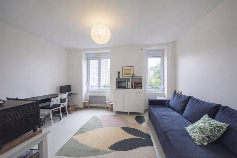 APPARTEMENT - T2 - 1 CHAMBRE - BELLE PIECE DE VIE - SECTEUR RECHERCHE - FAIBLE CHARGE DE COPROPRIETE