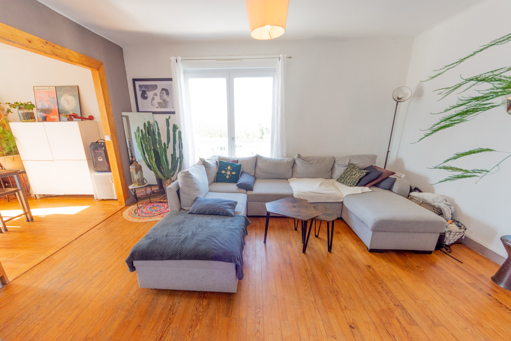 APPARTEMENT T4 64M² - 2 CHAMBRES POSSIBLE 3 - DALLE BETON - LUMINEUX - CAVE - BEAU POTENTIEL