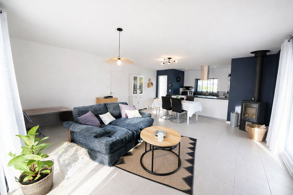 MAISON CONTEMPORAINE DE 2013 - 3 CHAMBRES - LUMINEUSE - VIE DE PLAIN-PIED - RARE - COUP DE COEUR photo 4