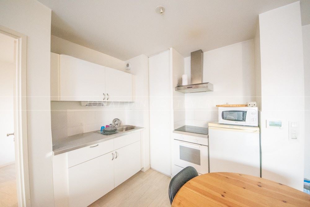 APPARTEMENT - T2 - 1 CHAMBRE - IDEAL INVESTISSEUR - DPE C - TERRASSE PRIVATIVE - PLACE DE PARKING - AUCUN TRAVAUX. photo 2