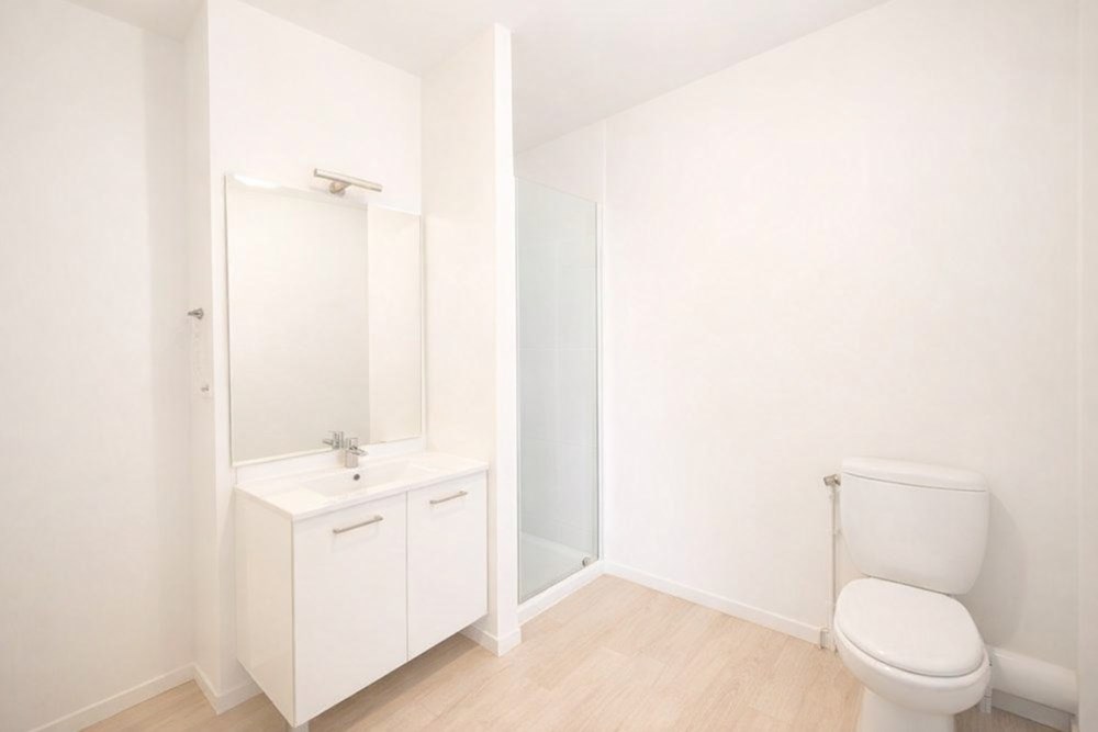 APPARTEMENT - T2 - 1 CHAMBRE - IDEAL INVESTISSEUR - DPE C - TERRASSE PRIVATIVE - PLACE DE PARKING - AUCUN TRAVAUX. photo 5