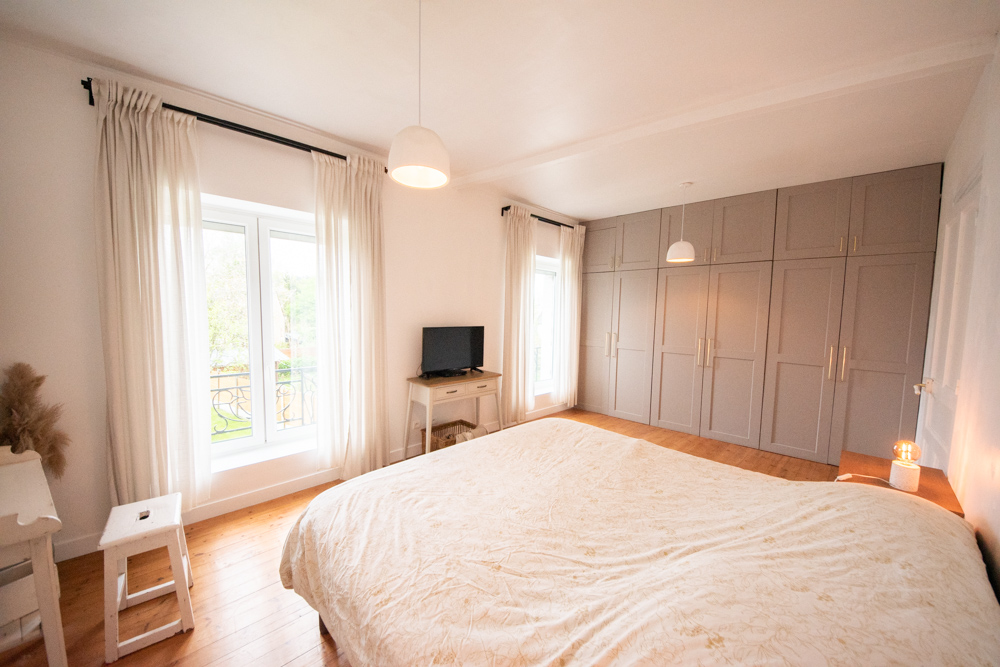 MAISON DE VILLE AVEC JARDIN - ENTIEREMENT RENOVEE EN 2023 - 121 M2 - 3 CHAMBRES - EXCELLENT DPE : C - COUP DE COEUR photo 4