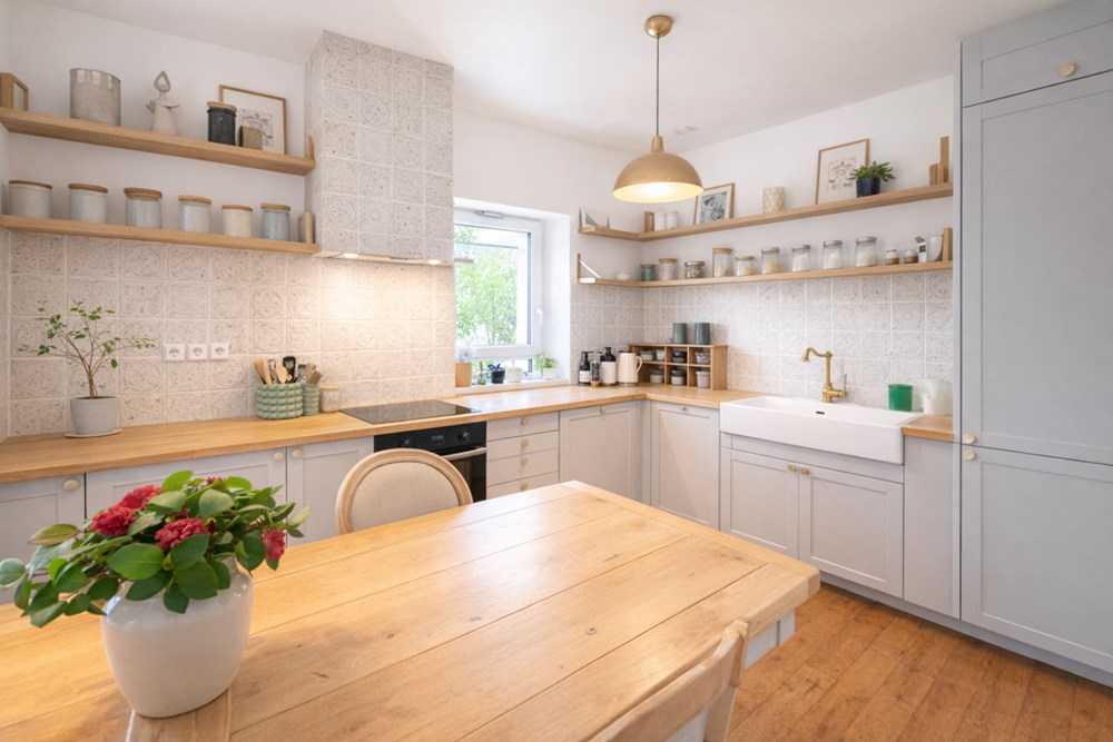 MAISON DE VILLE AVEC JARDIN - ENTIEREMENT RENOVEE EN 2023 - 121 M2 - 3 CHAMBRES - EXCELLENT DPE : C - COUP DE COEUR photo 3