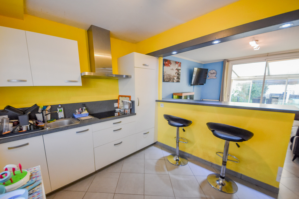 MAISON DE VILLE 111M² T5 DE 1959 - 3 CHAMBRES POSSIBLE 4 - GARAGE - BEAU POTENTIEL photo 2