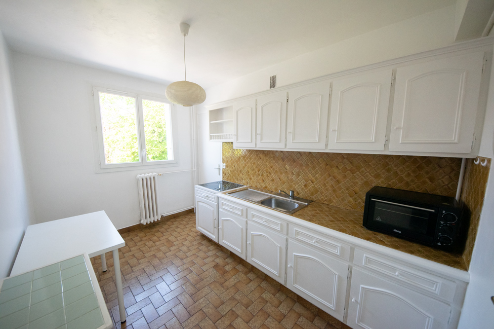 APPARTEMENT 2 CHAMBRES - RUE MAURICE RAVEL - TRES LUMINEUX - SANS TRAVAUX- IDEAL PREMIER ACHAT - PROCHE COMMODITES photo 5
