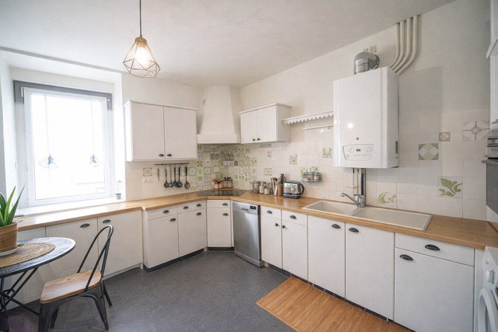 APPARTEMENT - DUPLEX - T5 - 4 CHAMBRES - BEAUX VOLUMES - SUITE PARENTALE DPE C - IDEALEMENT SITUE photo 2