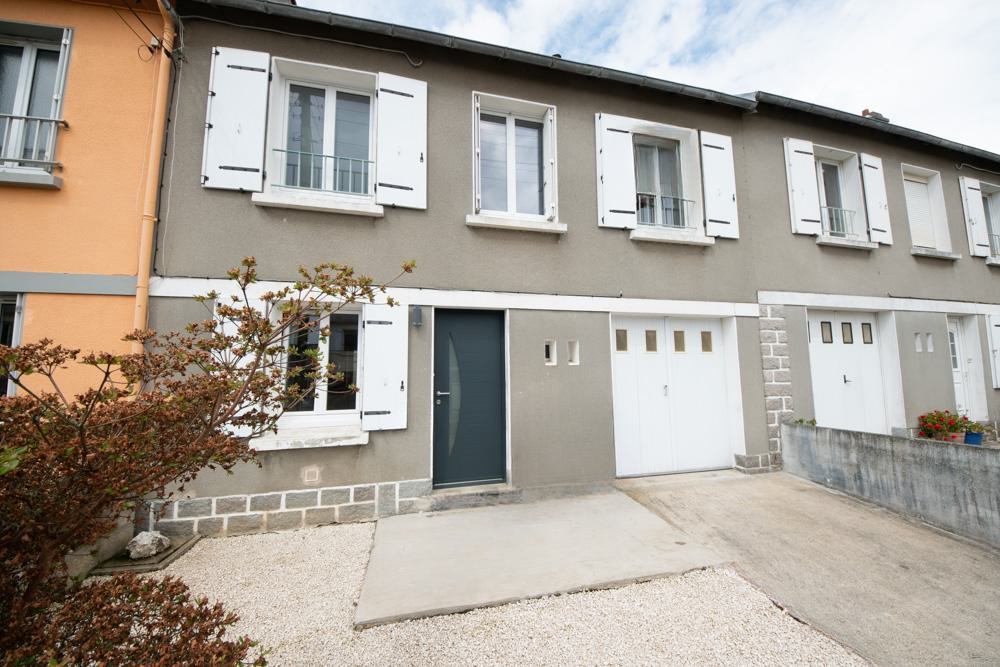 BREST SAINT PIERRE - ECOLE NAVALE - EN IMPASSE - MAISON 90 M2 - RENOVEE EN 2024 - 3/4 CHAMBRES - VERANDA - JARDIN - TERRAIN 250 M2