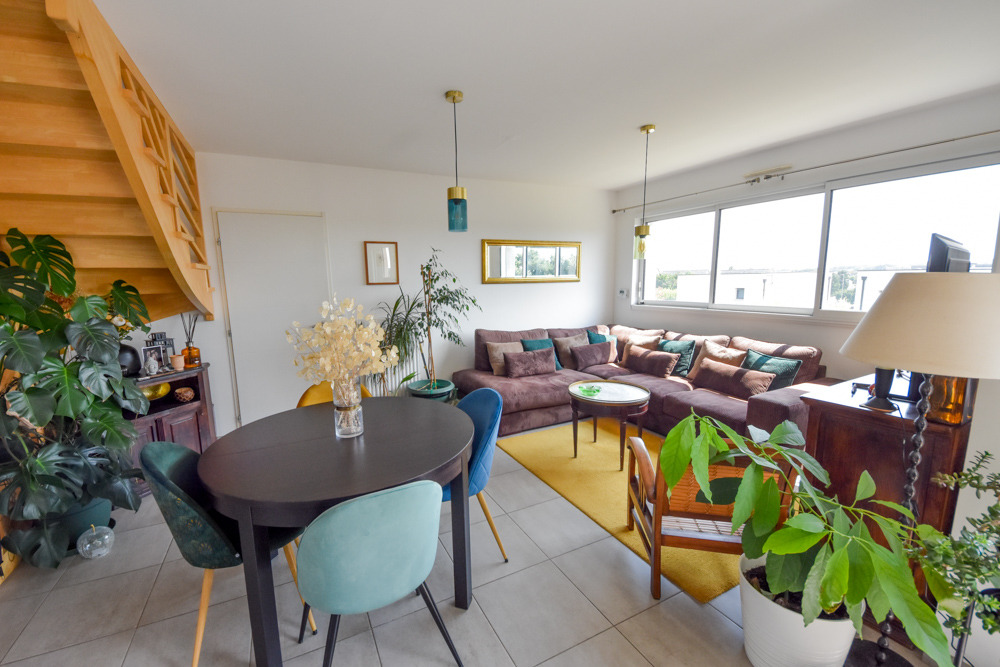 MAISON RECENTE 92M² T5 DE 2015 - 3 CHAMBRES - GARAGE - LOCATAIRES EN PLACE SUR TERRAIN CLOS DE 320M² photo 2
