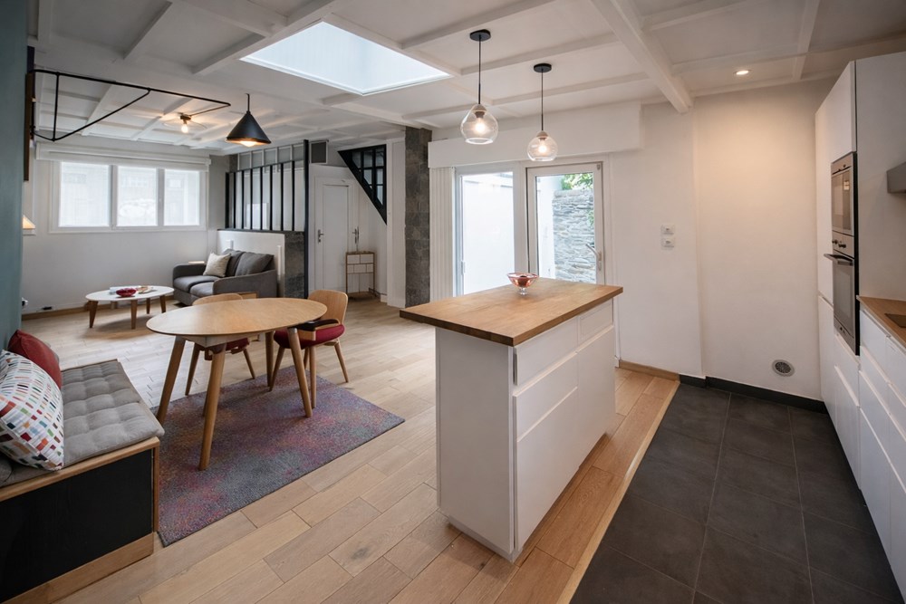 MAISON ATYPIQUE - PROCHE DES COMMODITES - AMENAGEE AVEC SOIN - JARDIN CLOS - COUP DE COEUR ASSURE photo 4