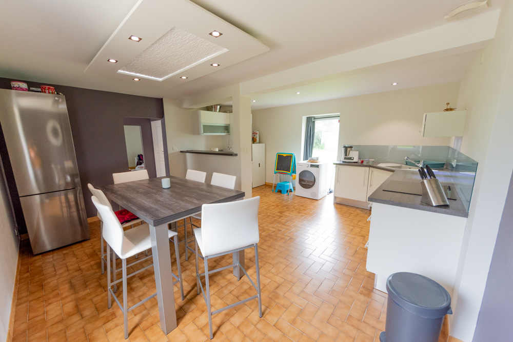 CORPS DE FERME RENOVE T6 155M²- 4 CHAMBRES + 1 AUTRE MAISON T2 + 1 GARAGE 40M² AVEC MEZZANINE photo 4