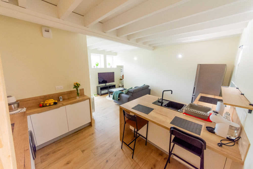 CORPS DE FERME RENOVE T6 155M²- 4 CHAMBRES + 1 AUTRE MAISON T2 + 1 GARAGE 40M² AVEC MEZZANINE photo 5