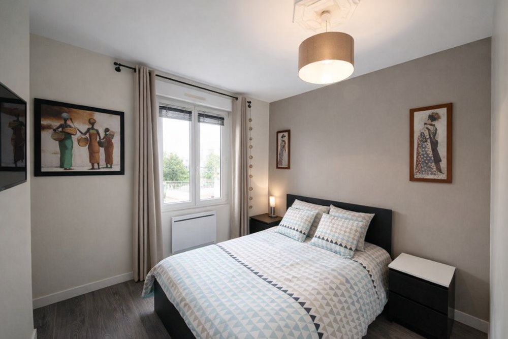 MAISON 90 M2 - LES HAUTS DE KERINOU - 3 CHAMBRES - RENOVEE A NEUF - AU CALME - TERRASSE SANS VIS A VIS - RARE - COUP DE COEUR photo 4