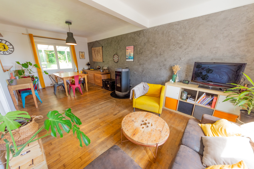MAISON T5 87M² - 3 CHAMBRES - TERRASSE - GARAGE - SOUS-SOL SUR TERRAIN CLOS DE 330M² photo 2