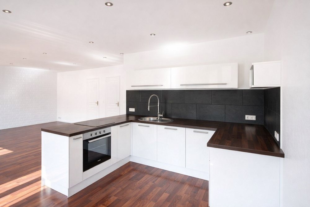 APPARTEMENT - T3 - LUMINEUX - BIEN EXPOSE - PORTE DE BREST - EMPLACEMENT RECHERCHE - PETITE COPROPRIETE photo 3