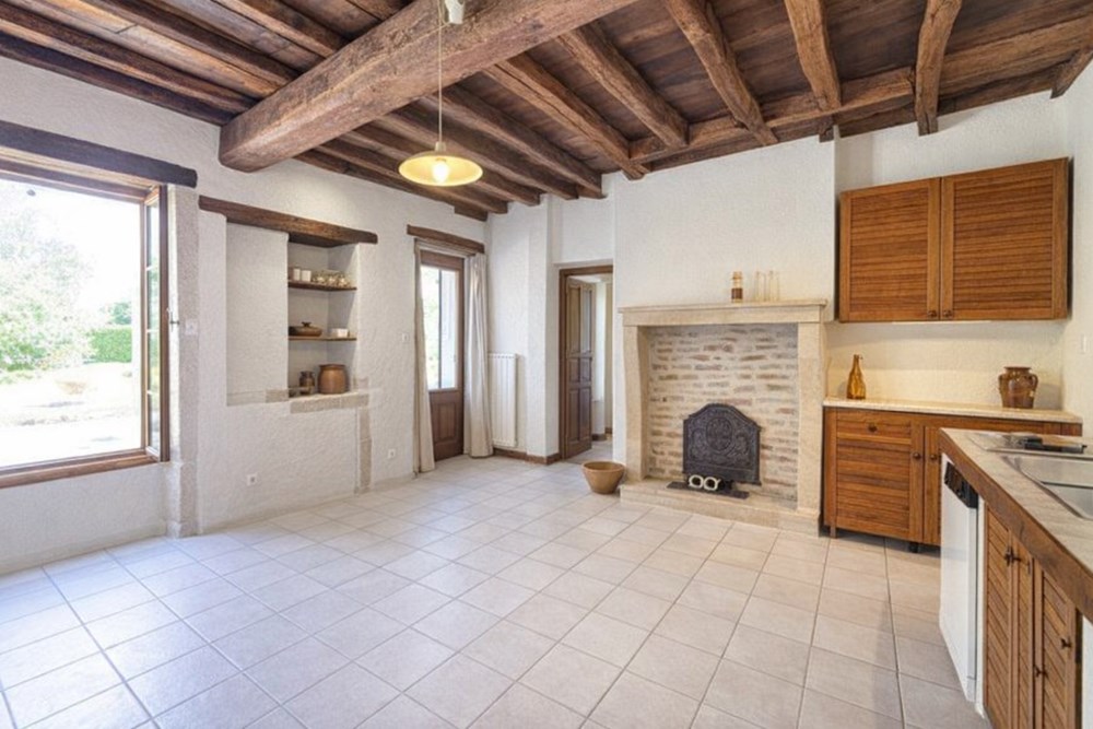 PROPRIETE DE 200M² SUR 2500M² DE TERRAIN - ESPACE DE VIE DOUBLE - 3/4 CHAMBRES - PMR POSSIBLE - COUP DE COEUR ASSURE - RARE photo 3