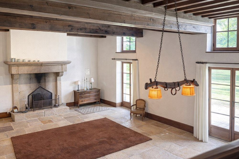 PROPRIETE DE 200M² SUR 2500M² DE TERRAIN - ESPACE DE VIE DOUBLE - 3/4 CHAMBRES - PMR POSSIBLE - COUP DE COEUR ASSURE - RARE photo 2