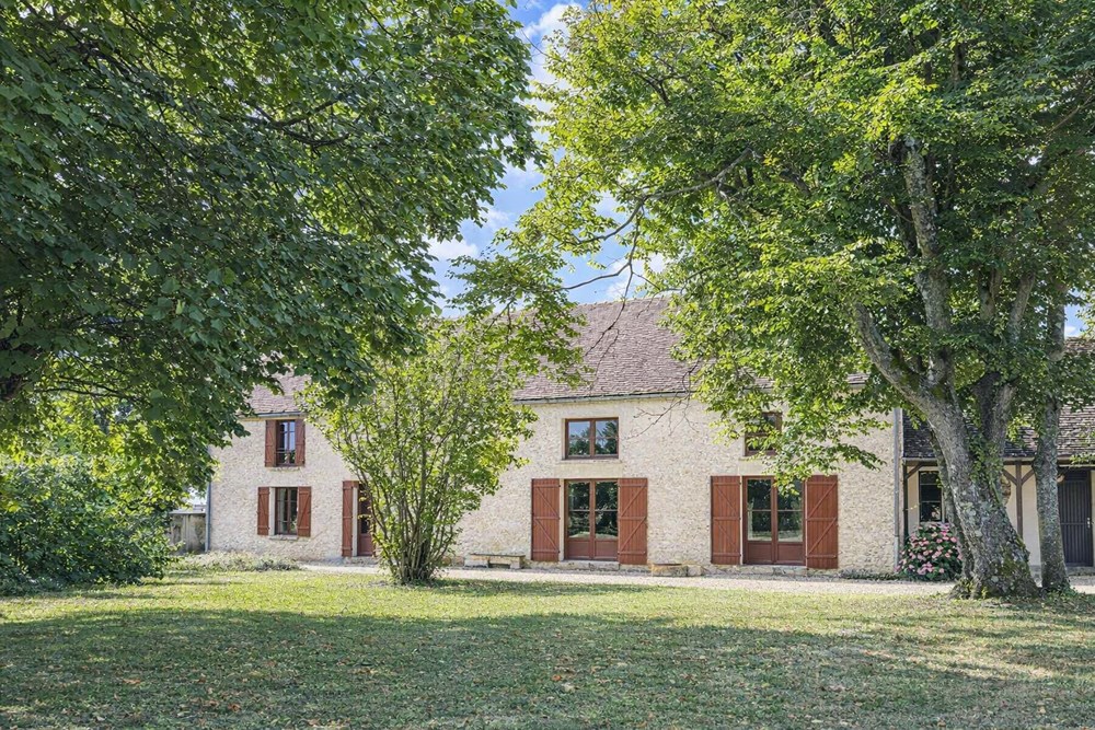 PROPRIETE DE 200M² SUR 2500M² DE TERRAIN - ESPACE DE VIE DOUBLE - 3/4 CHAMBRES - PMR POSSIBLE - COUP DE COEUR ASSURE - RARE photo 5
