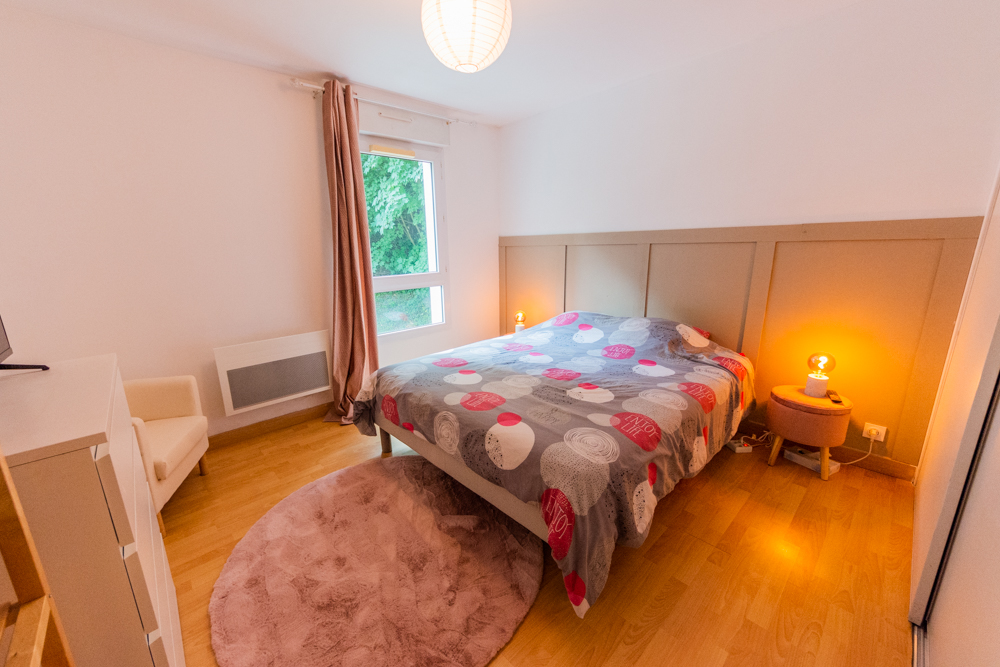 APPARTEMENT T4 85M² - 3 CHAMBRES - BALCON - ASCENSEUR - DALLE BETON - PARKING AISE photo 4