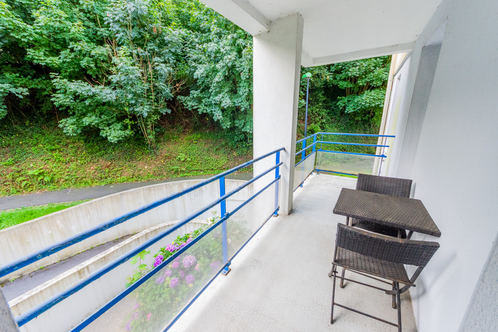 APPARTEMENT T4 85M² - 3 CHAMBRES - BALCON - ASCENSEUR - DALLE BETON - PARKING AISE photo 5