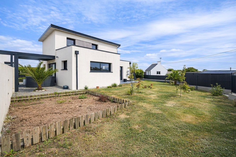 MAISON CONTEMPORAINE DE 118 M2 DE 2017 - 5 CHAMBRES - CELLIER - GARAGE - DPE B - POMPE A CHALEUR - JACUZZI - JARDIN CLOS photo 2