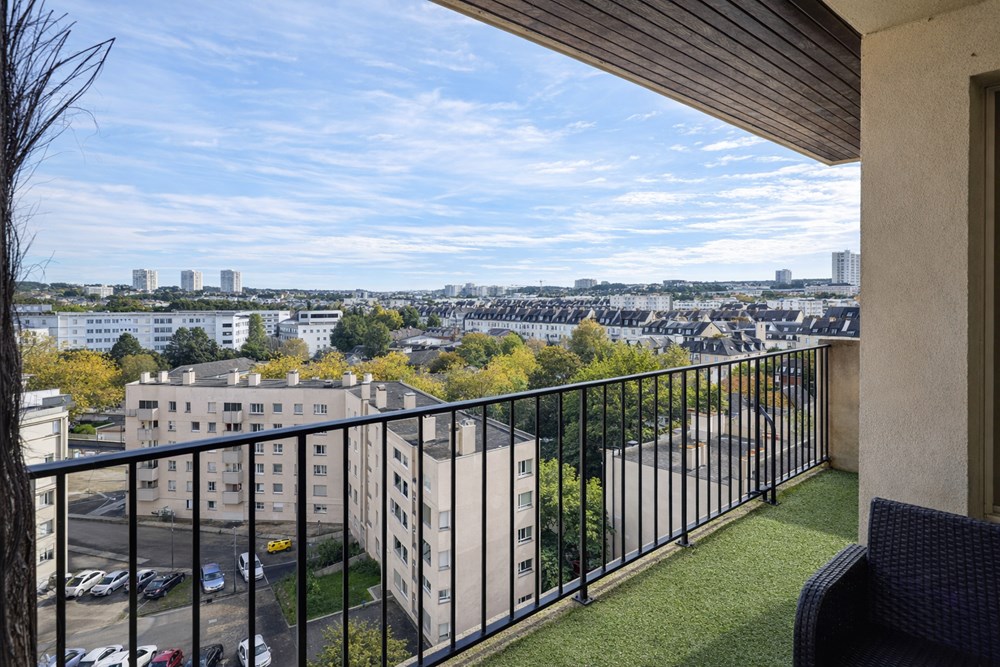 APPARTEMENT T3 - ASCENSEUR - VERDURE - ACCES PMR - CALME - AUCUNS TRAVAUX - DALLE BETON photo 3