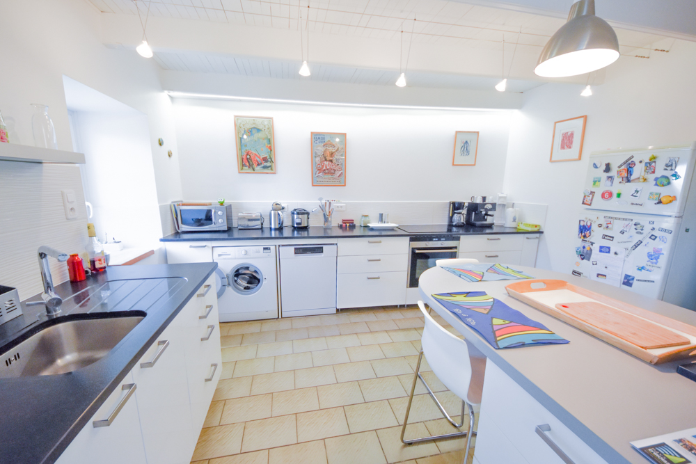 MAISON INDIVIDUELLE T6 - 3 CHAMBRES - ATELIER 40M² - GARAGE 20M² SUR TERRAIN DE 1700M² photo 5