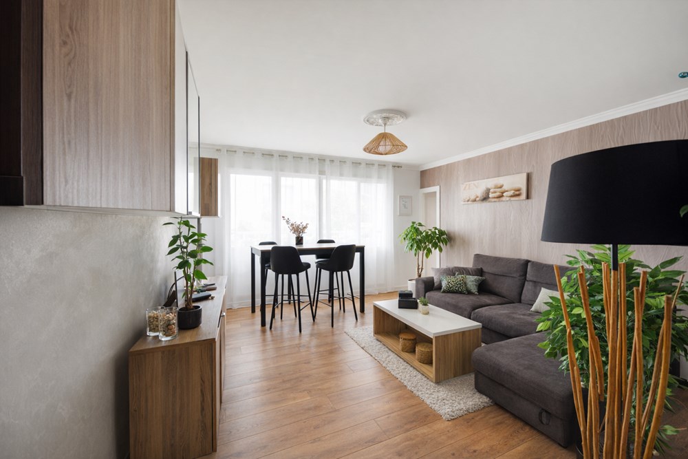 APPARTEMENT DE 71 M2 - 2 CHAMBRES - SANS TRAVAUX - ASCENSEUR - DALLE BETON - CHAUFFAGE URBAIN - DPE C