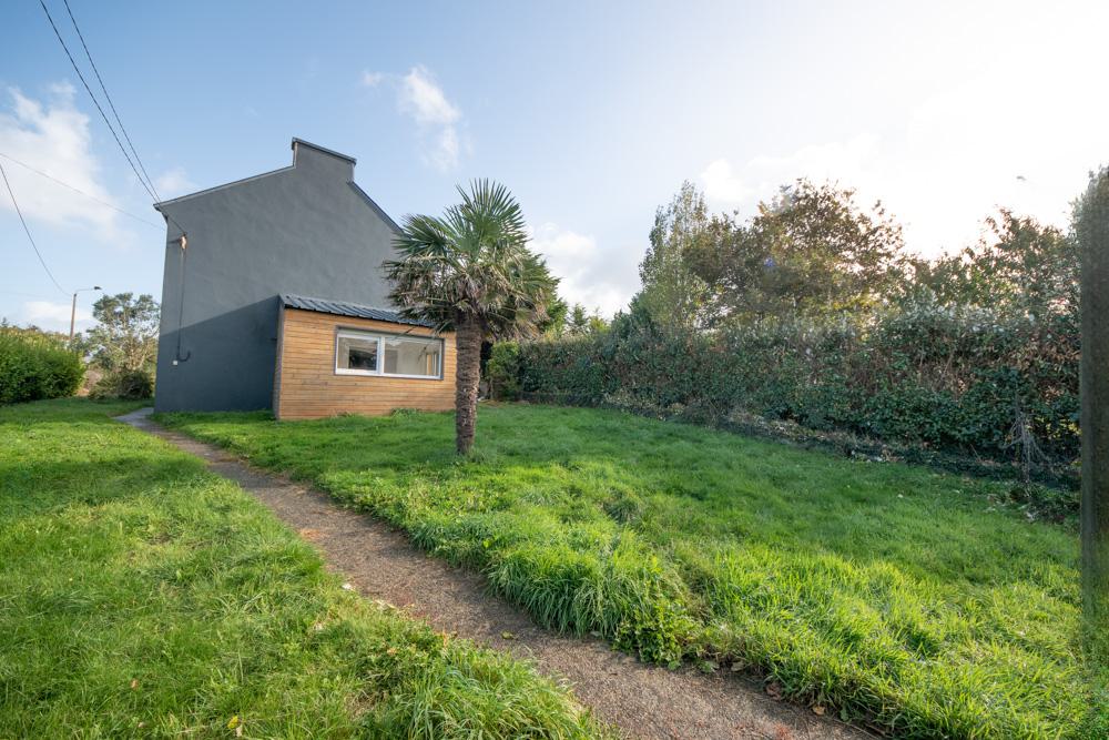 MAISON 110 M2 - 4 CHAMBRES - PIECE DE VIE DE 50M2 - EXPO SUD-OUEST - VUE MER - 10MIN A PIED DE LA PLAGE -BONNE ISOLATION photo 3