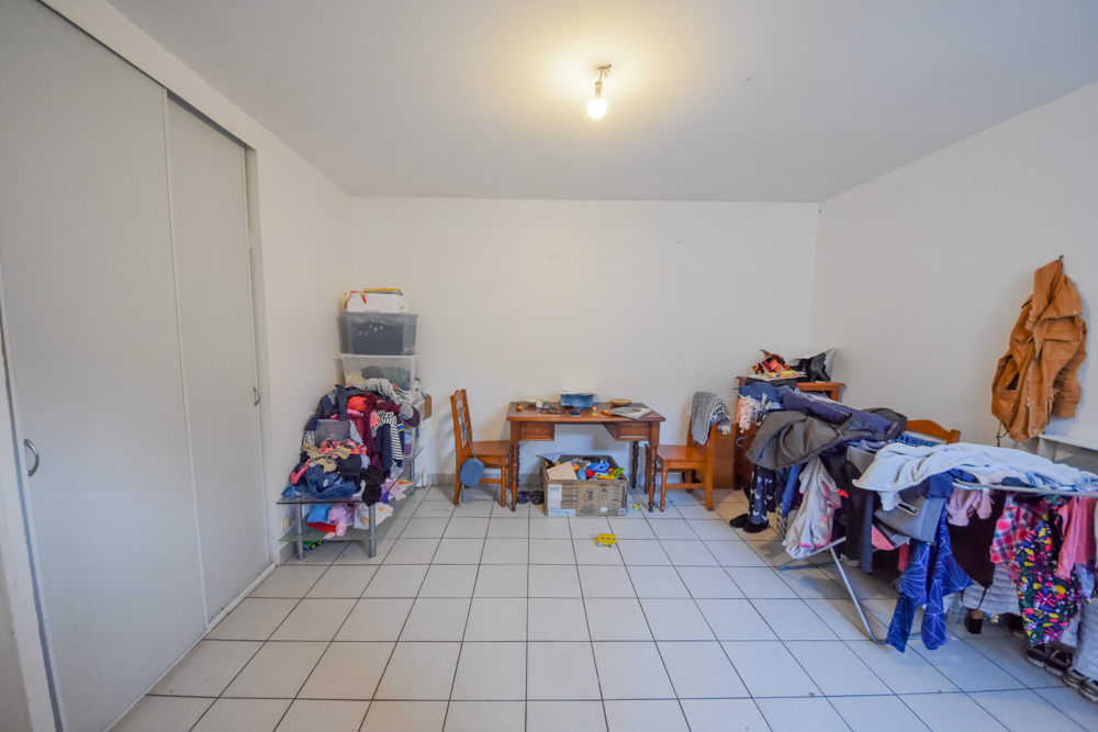 APPARTEMENT T2 34M² AU CALME - EMPOUTREMENT BETON - 1 CHAMBRE - LOCATAIRE EN PLACE - BEAU POTENTIEL photo 4