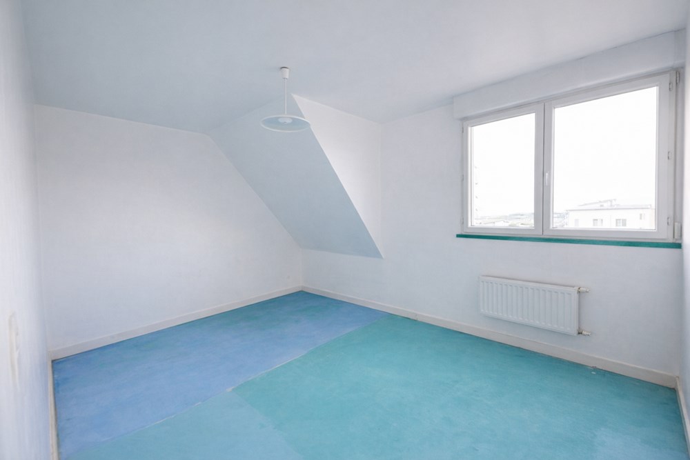 MAISON NEOBRETONNE INDIVIDUELLE T7 170M² AVEC SOUS-SOL INTEGRAL - MULTIPLES POSSIBILITES D'AMENAGEMENT SUR TERRAIN DE 650M² photo 4