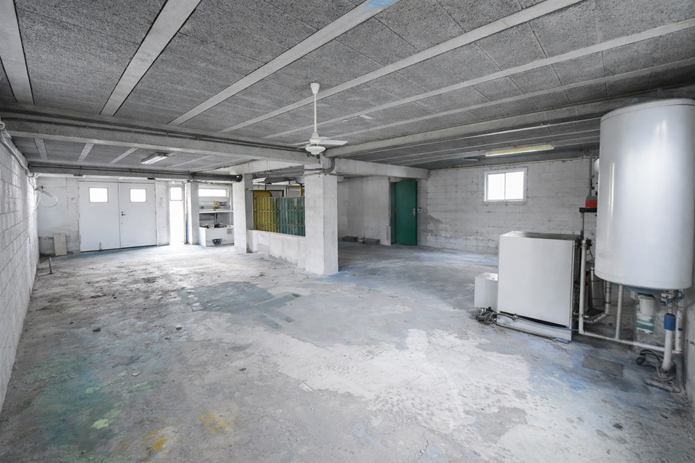 MAISON NEOBRETONNE INDIVIDUELLE T7 170M² AVEC SOUS-SOL INTEGRAL - MULTIPLES POSSIBILITES D'AMENAGEMENT SUR TERRAIN DE 650M² photo 5